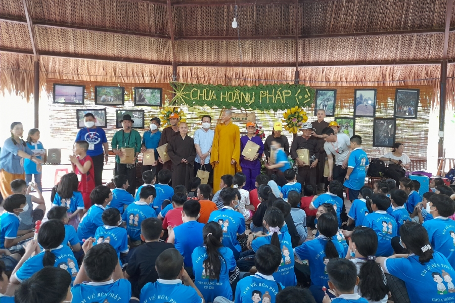 Khóa tu thanh thiếu niên: Chuyến dã ngoại nông trại và sân chim Vàm Hồ, Bến Tre