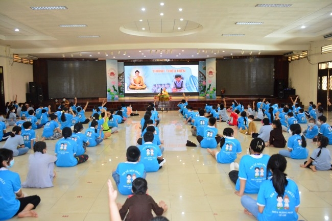 Khóa tu thanh thiếu niên