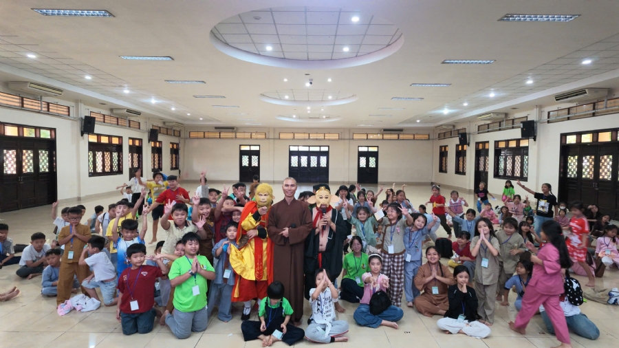 KHÓA TU THIẾU NHI 