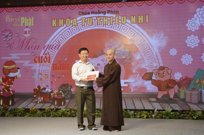 Khóa tu thiếu nhi “Em Về Bên Phật”