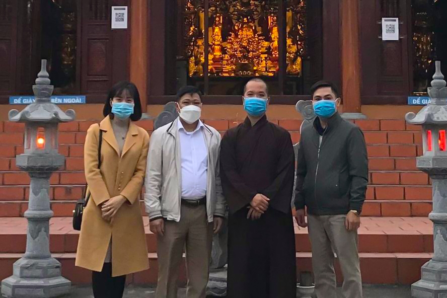 Lãnh đạo Các, Sở, Ban, Ngành tỉnh Quảng Ninh đến thăm và chúc tết chùa Tiêu Dao