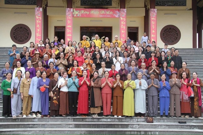 Peace Praying Ceremony in Lunar New Year, and Thanking to Medical Buddha Altar at Giai Lam Pagoda, Ha Tinh