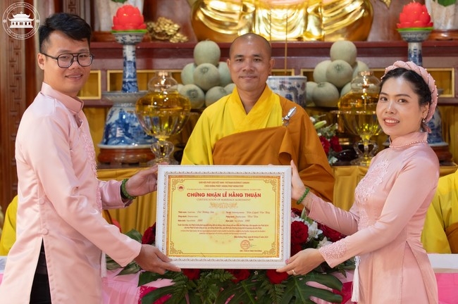 Wedding Ceremony at the pagoda