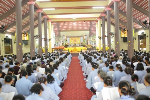 The Beginning Rite of Preaching Dharma –Greeting Longevity in the New Year –Thanking the Medical Sutra’s Alter