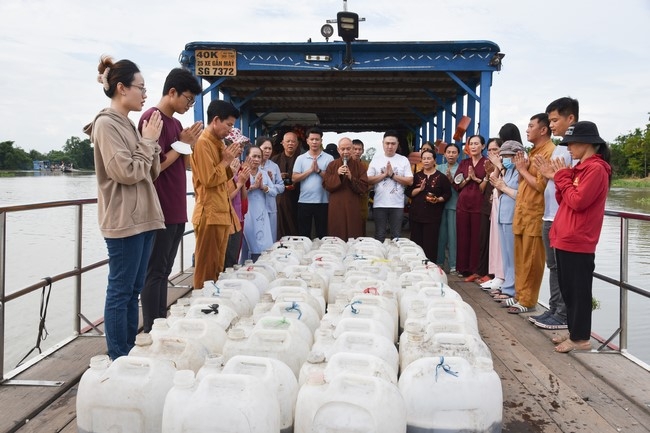 The Rite of Releasing creatures and Praying for Peace at Trang Nguyen company and Toan Phat Irradiation Company Limited