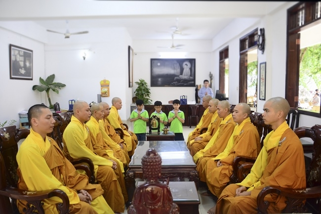 The 2nd Children Summer Course Taking Refuge to the Triple Gems