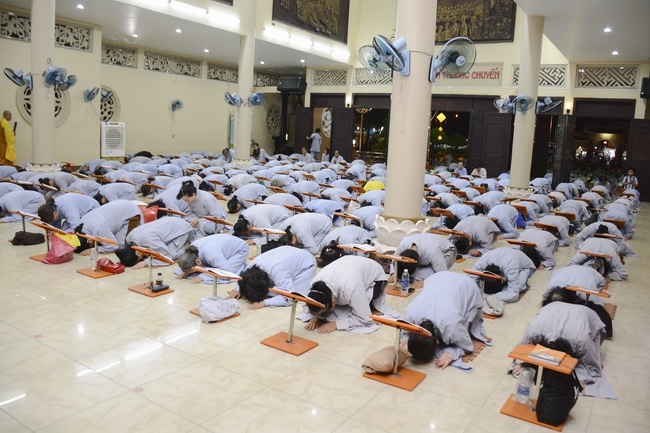 Lễ sám hối 14/05 Mậu Tuất