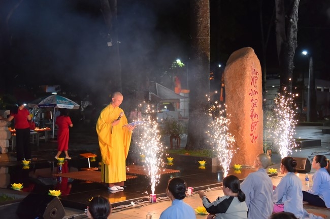 Lễ sám hối danh hiệu Bồ Tát Quán Thế Âm