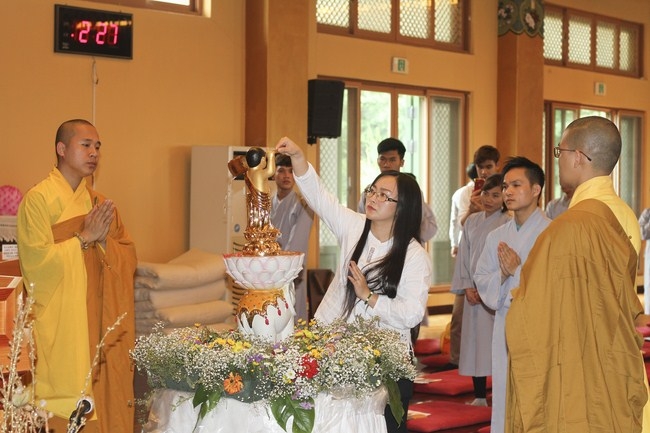 Lễ Tắm Phật tại chùa Cham Jeoun Uri - Hàn Quốc