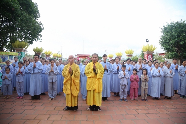 The Death Anniversary of Most Venerable Ngo Chan Tu at Dong Cao pagoda - Thanh Hoa province  
