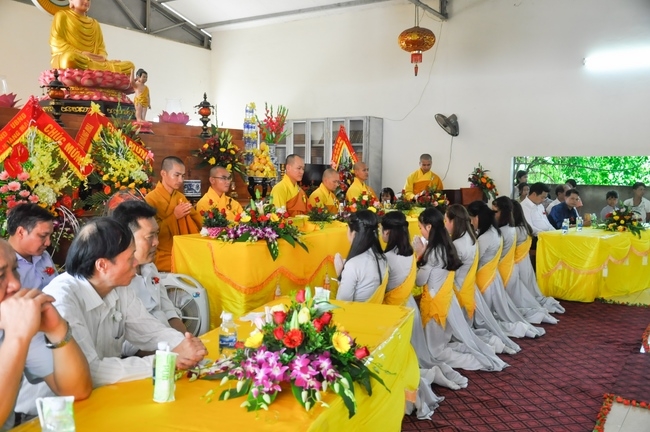 Ullambana Ceremony at Can Mon pagoda – Nghe An Province