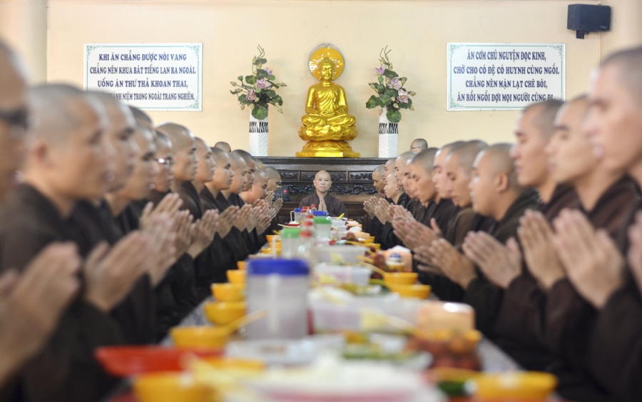 Một ngày đầy nắng, Sư Phụ sẽ về