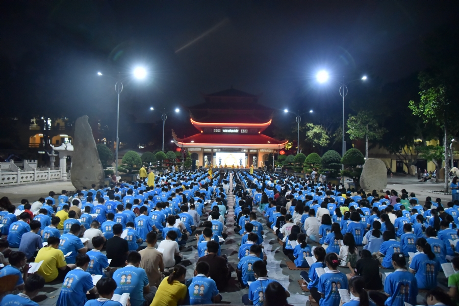 The 6th Day of Huong Phap Branch 's Teenage Retreat, Cu Chi
