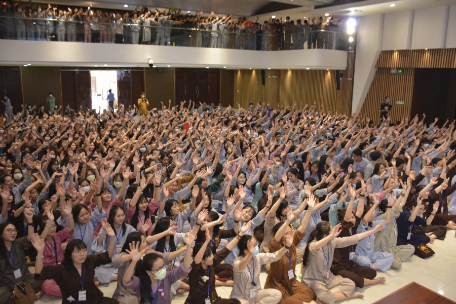 Sixth day of Summer Retreat 2022 at Hoang Phap Pagoda