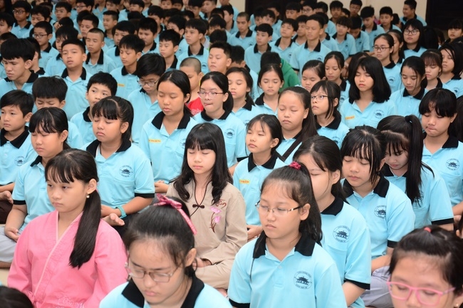 The 4th-day Children 's Summer Retreat