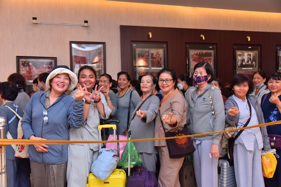 Entering into the 100th Seven-Day Retreat