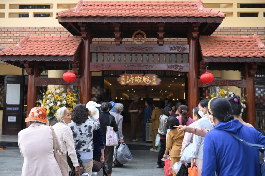 Entering into the 103rd Seven-Day Retreat