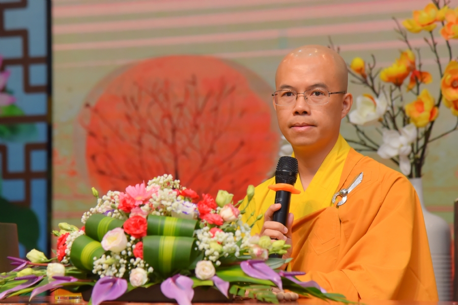 Dharma talk  A short - term vacation in the 1st day practice