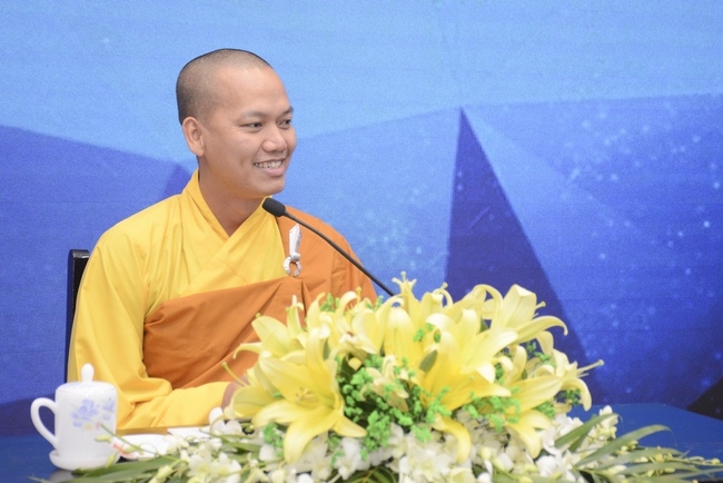 “The Sunset Period” – Dharm Talk in the 89th Seven-Day Retreat