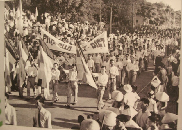 Should Buddhists demonstrate?