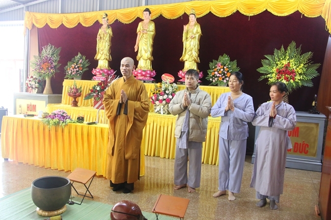 Quảng Ninh: Chùa Tiêu Dao hướng dẫn oai nghi của người Phật tử