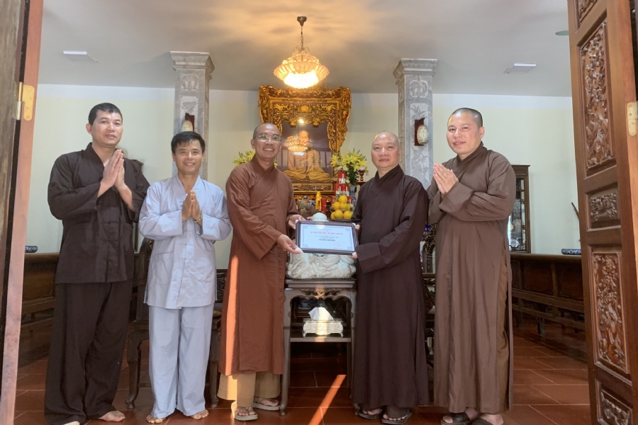 Donating to Ha Noi Buddhism Senior Lecturer School from NCT Education Talent Monk Fund