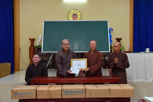 Donating to Tien Giang province’s Buddhist Intermediate - College  School from NCT Education Talent Monk Fund