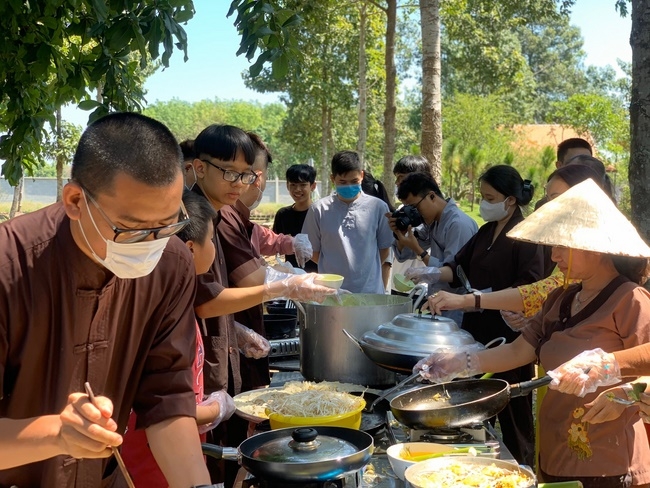 Activities at Huong Phap Pagoda, Cu Chi