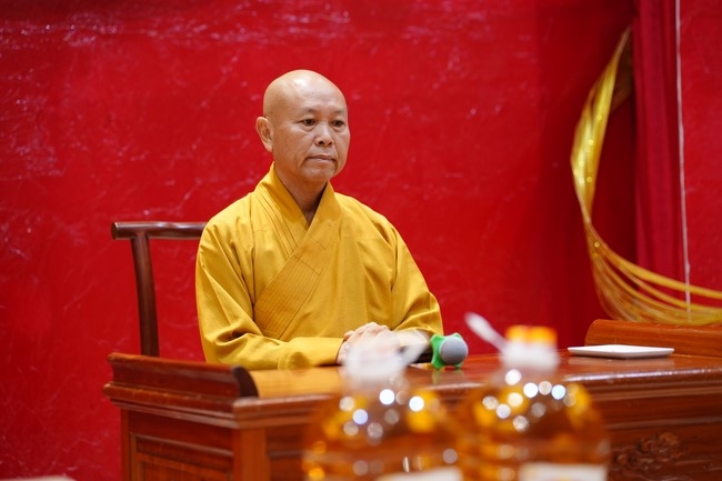 Tặng lộc đầu xuân – Ngày mùng 1 Tết Ất Tỵ 2025