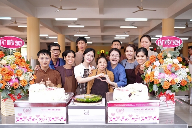 Vegan Buffet Party for gratitude on the year-end occasion 2024.