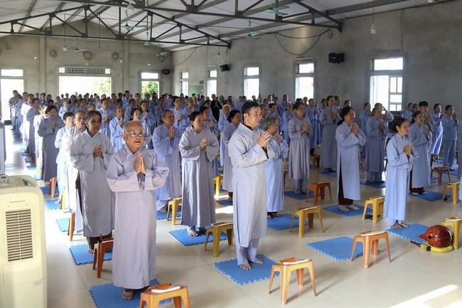 One-day Retreat at Dong Cao Pagoda