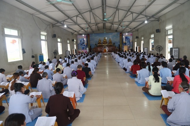 One - Day Cultivation at Dong Cao Pagoda in Thanh Hoa province.
