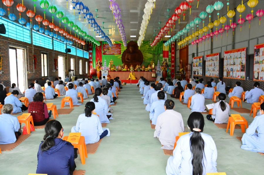 One-day peaceful Day at Tu Phap Co Tu Pagoda