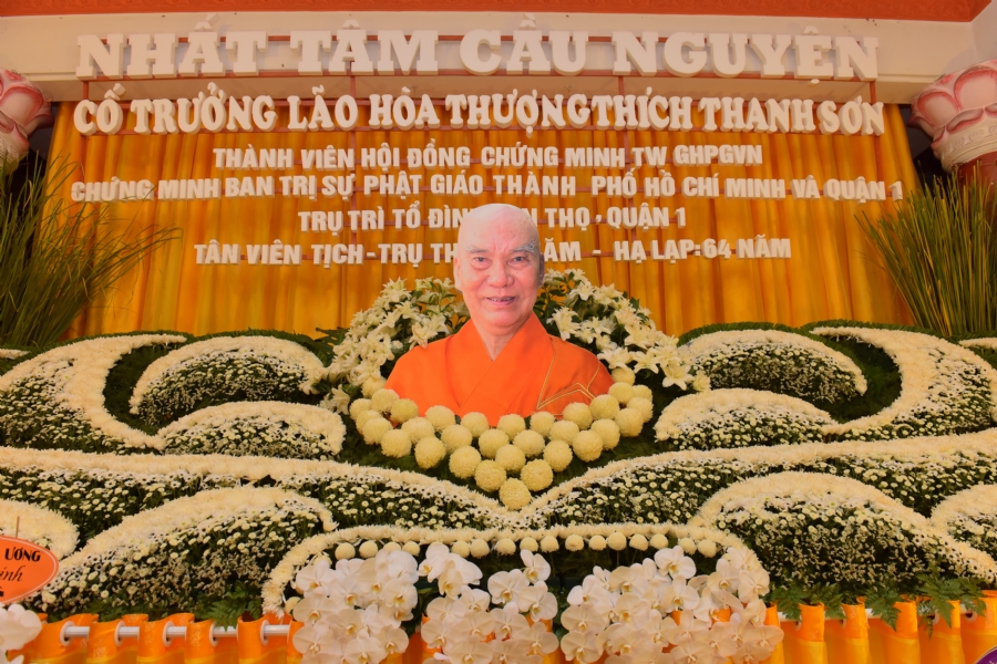 Viếng tang lễ cố Trưởng lão Hòa thượng Thích Thanh Sơn