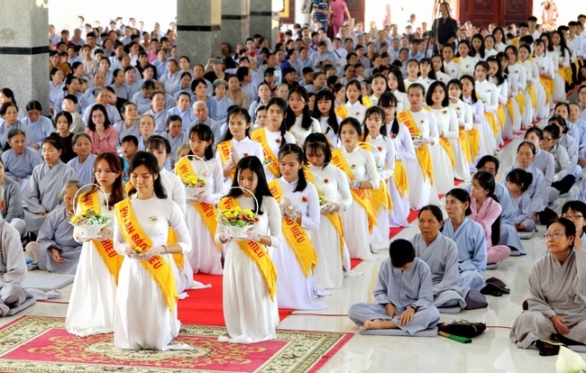 The Ullambana Ceremony at Hung Phap pagoda, Dong Nai Province