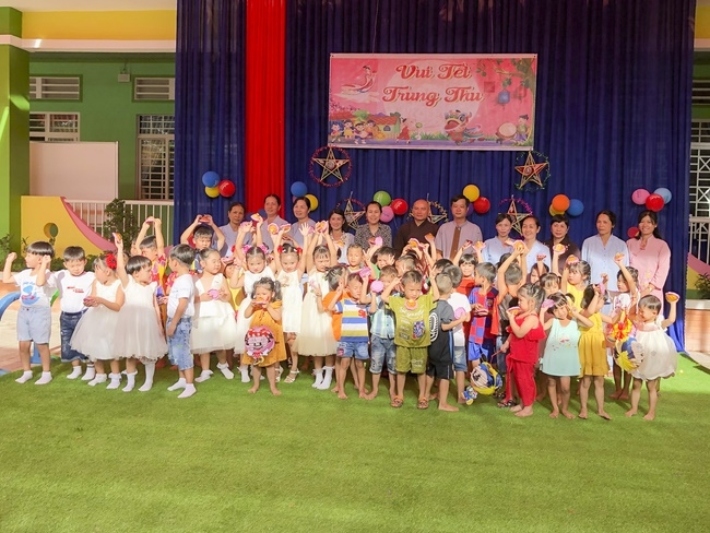 Mid-Autumn Festival at Suoi Ngo, Tay Ninh