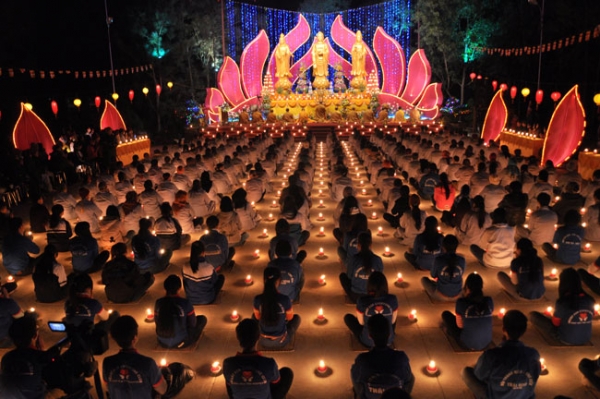 Một ngày 3 Phật sự