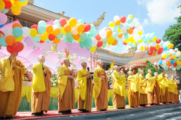 Lễ Phật đản tại chùa Hoằng Pháp