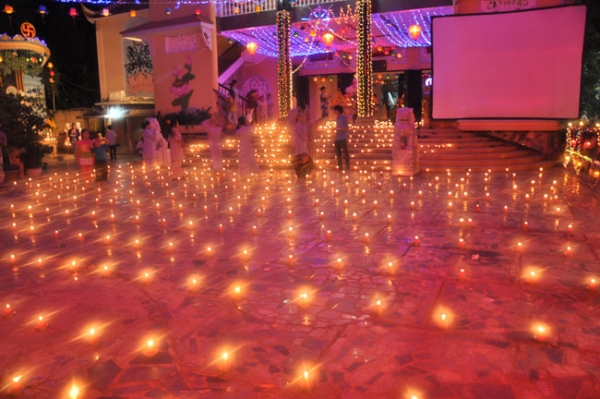 Lễ vía Phật A Di Đà chùa Phước Thiện.