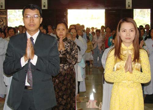 Tổ chức lễ hằng thuận cho Mạnh Hùng và Hồng Thơ