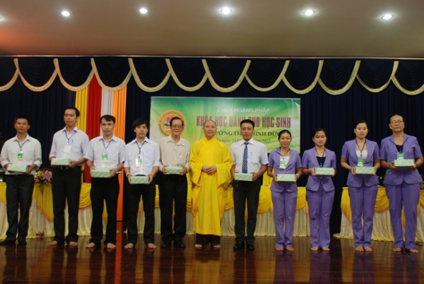 Kết thúc 3 ngày tu học