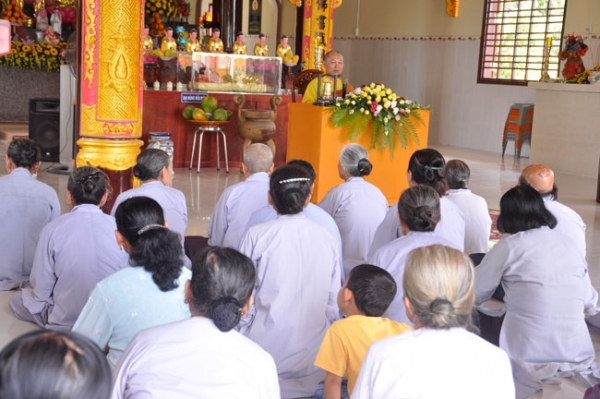 Giảng pháp tại chùa Kim Cang - Bến Tre