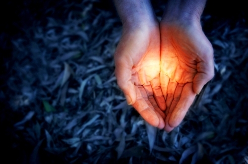 Nghĩ về tình thương