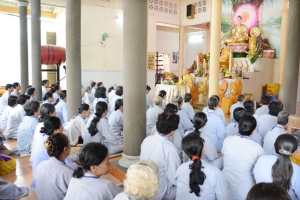 Giảng pháp tại chùa Long An - Cần Thơ