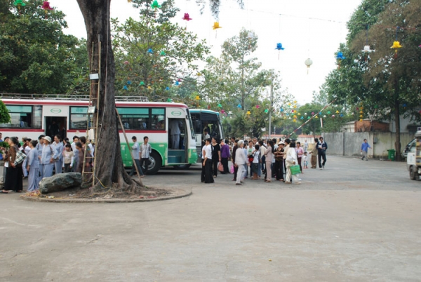 Chùa Hoằng Pháp tổ chức tu niệm Phật một ngày lần thứ 11 năm 2007