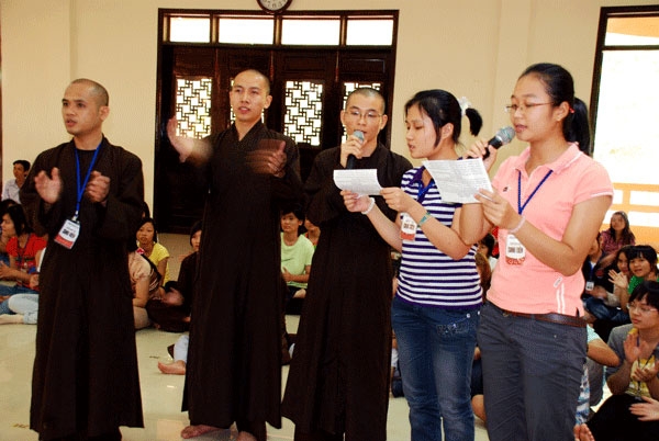 Chùa Hoằng Pháp tổ chức buổi Họp mặt sinh viên Đại học