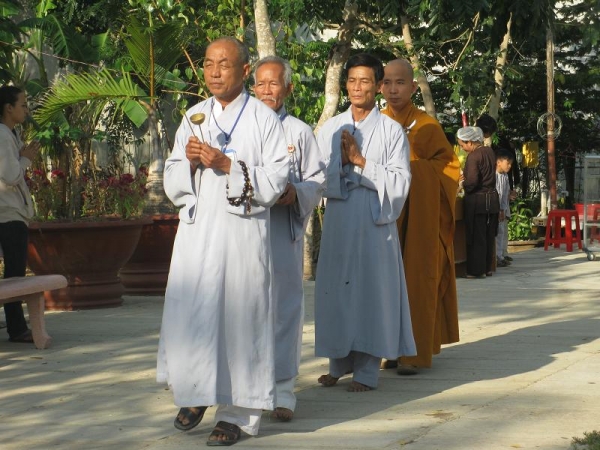 Chùa Hưng Pháp niệm Phật đầu năm