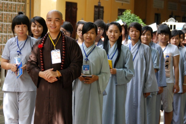 Hơn 2000 bạn trẻ tham dự khóa tu mùa hè đợt 2 năm 2011