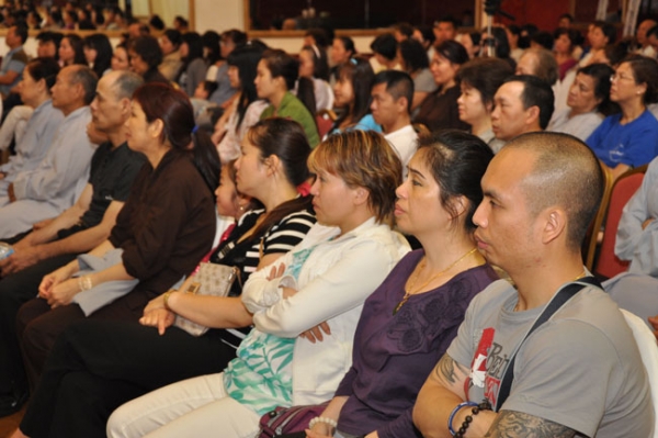 Tiếp tục thuyết giảng tại Royal Banquet Hall - Canada.