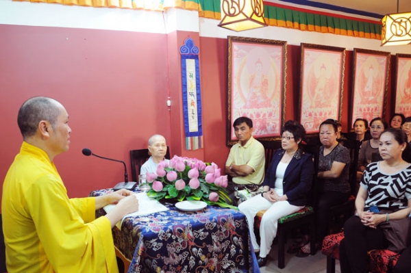 Giảng pháp tại nhà hàng chay Mandala – Quận 1
